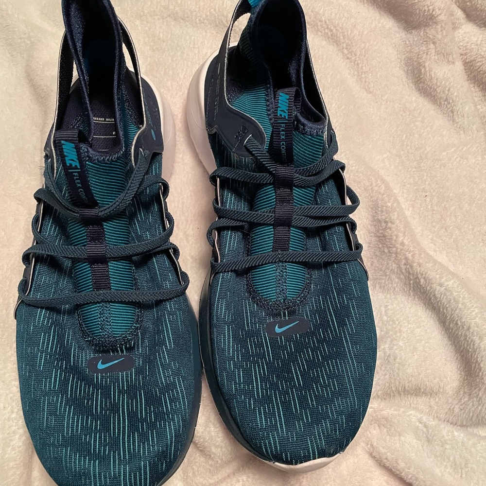 Nike running shoes mens
